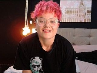 MeganCoop3r cam model profile picture