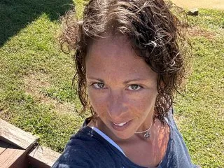 SoVeryDifferent cam model profile picture