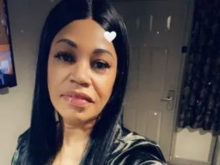 SassyRedd cam model profile picture