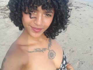 Imagen de perfil de modelo de cámara web de TokioLatina