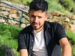 NoahBrownXX cam model profile picture