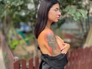 AlyonaRomanovX cam model profile picture