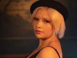 Image de profil du modèle de webcam IzumyKasidy