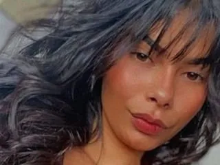 Image de profil du modèle de webcam ToryLoveR