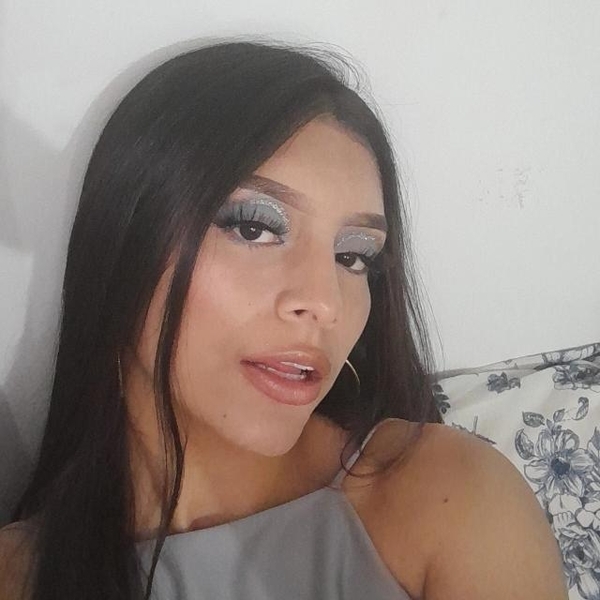 Intérprete LilithCute18 Foto 1