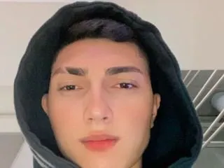 Image de profil du modèle de webcam BoySexLover18cm