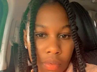 BadgyalSkylar profilbild på webbkameramodell