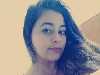 lunacarsoon18 cam model profile picture