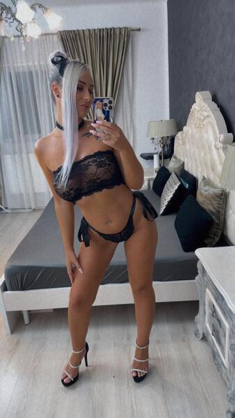 Darsteller EmaBoom Foto 7