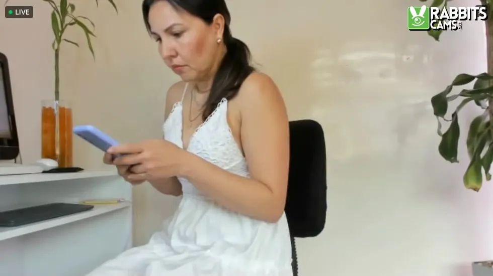 Interprete AdelaShery Video 1