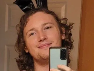 GayboiAdvance profilbild på webbkameramodell