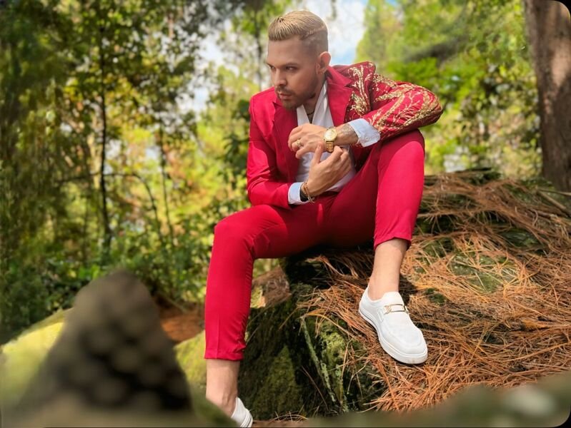 Artist AdilAmin Foto 3