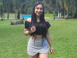 SophieJons cam model profile picture