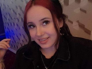 MikaFyre profielfoto van cam model