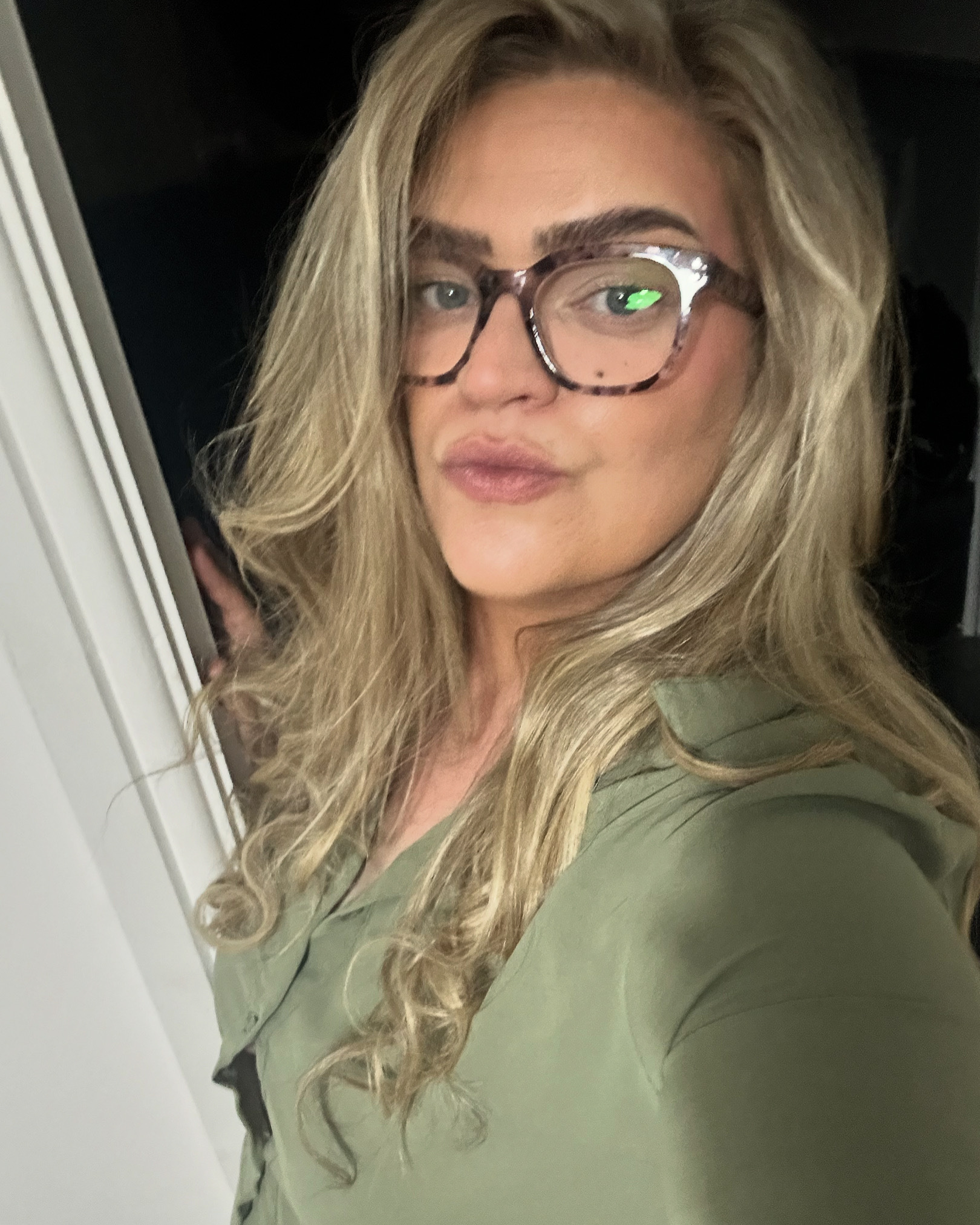 Interprète curlycherryuk Photo 3