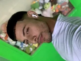 Imagen de perfil de modelo de cámara web de LoganBaker