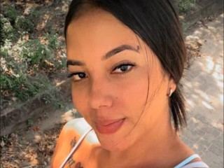 Foto de perfil de modelo de webcam de aishamontana