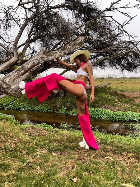 Artiest AmeliaRose77 Foto 11