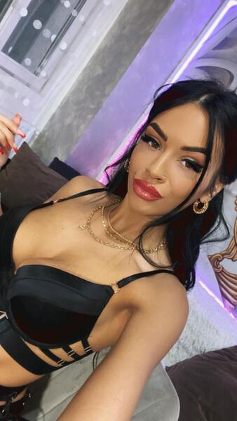 Interprete MAIYRRA Foto 12