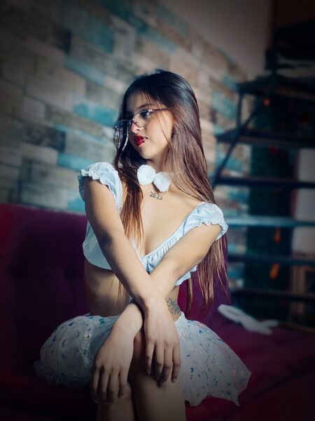 Artiest EmilyTohmpson Foto 11