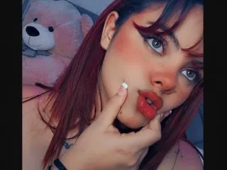 Profilbilde av LunaMartinez19 webkamera modell