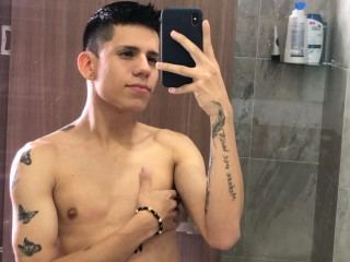 Imagen de perfil de modelo de cámara web de KevinCampbel