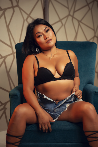 Artiest CoralOneil Foto 4