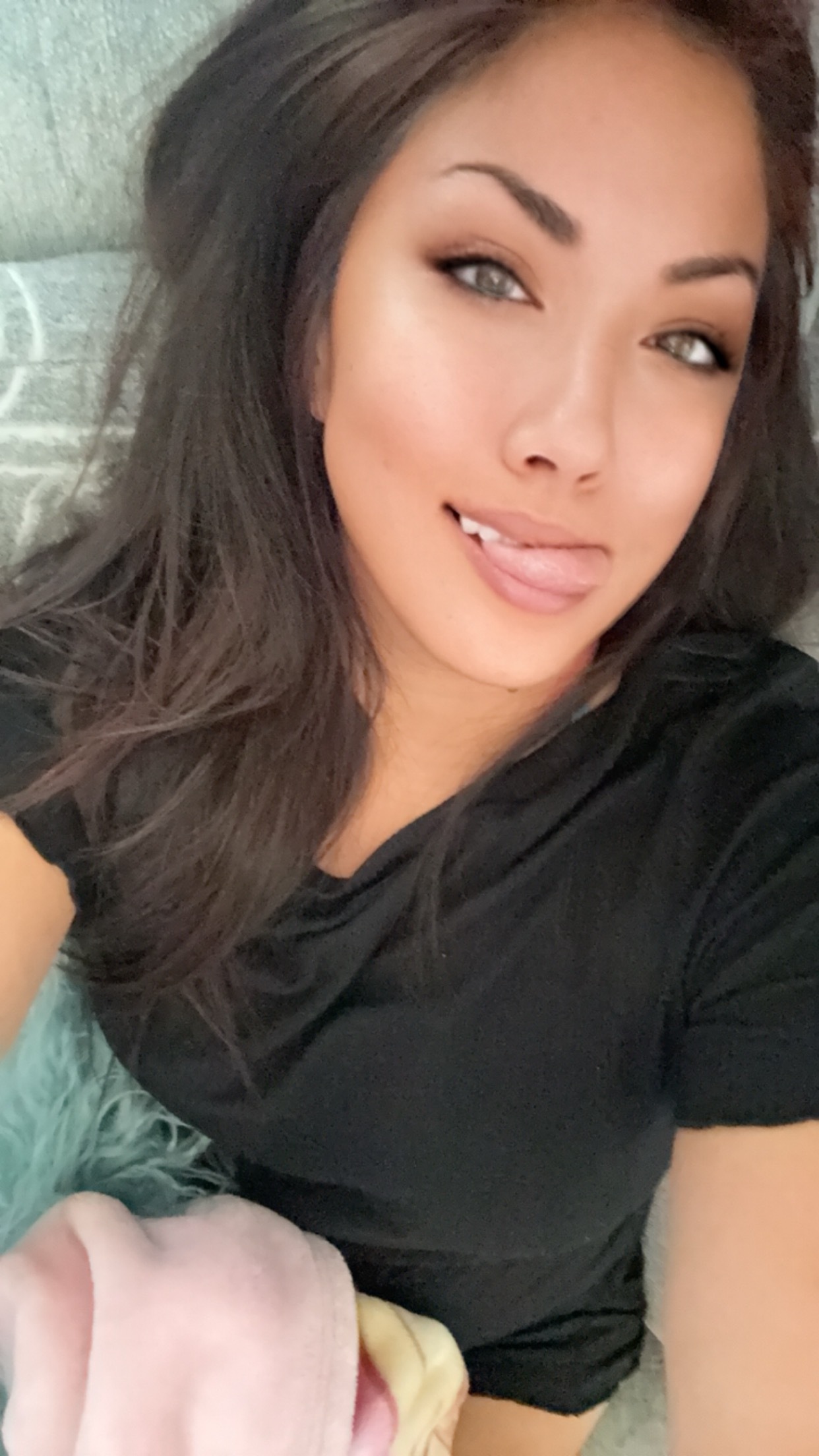 Artist CurvyVietMami Foto 5