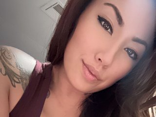 Imagen de perfil de modelo de cámara web de CurvyVietMami