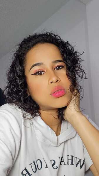 Interprète ANTONELLAWENDY Photo 3