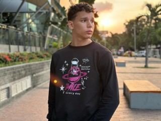 AxelTonny Profilbild des Cam-Modells