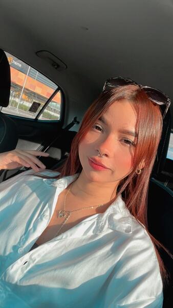 Performer Annmariiee Photo 8