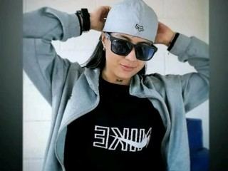 KarollHorny profilbild på webbkameramodell