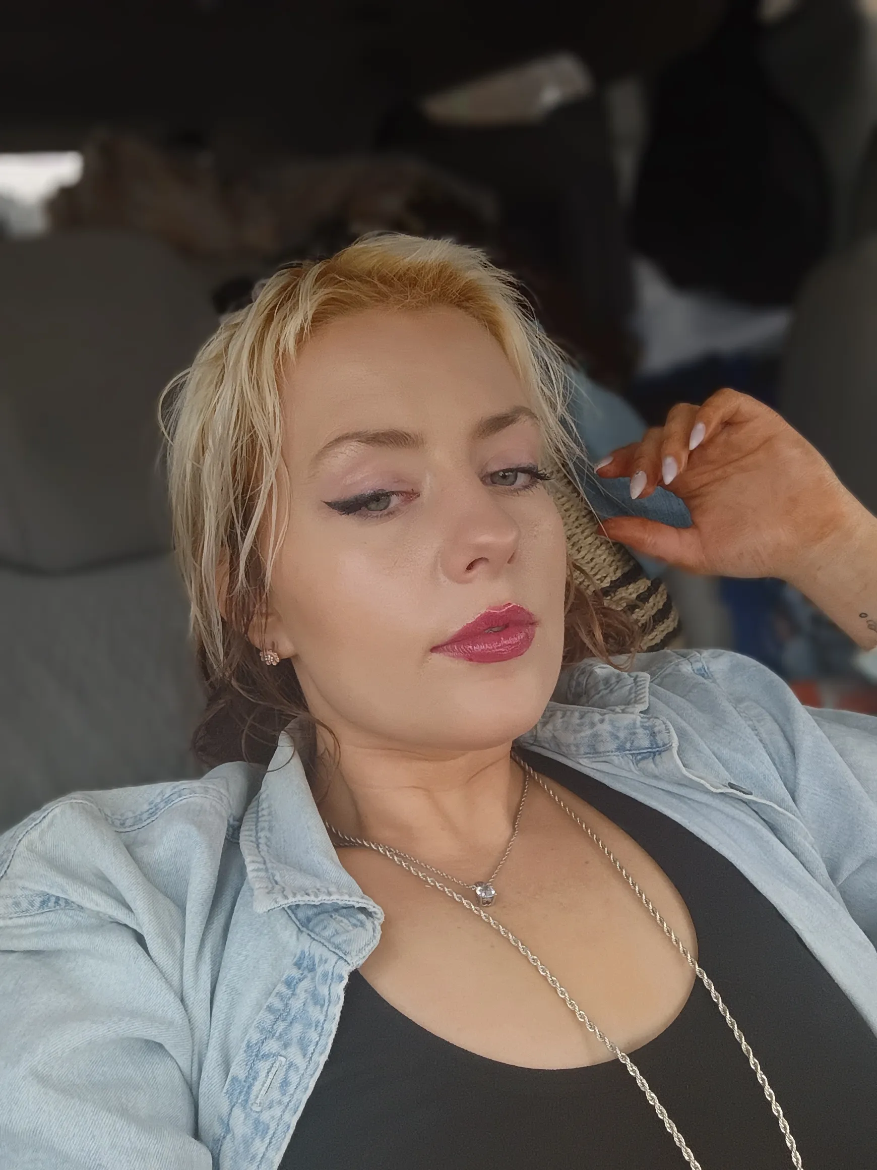 Interprete skarlett_roseee Foto 7