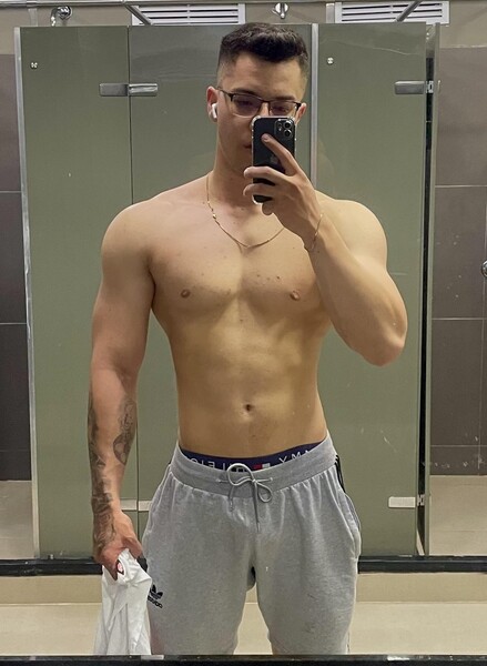 Performer DanteRead Photo 2