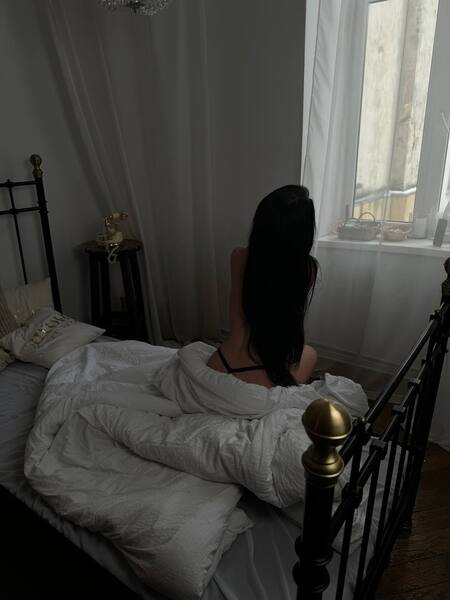 Performer DivaLovee Photo 3