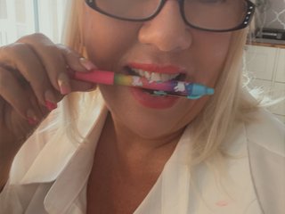 BlondeTinks profielfoto van cam model 
