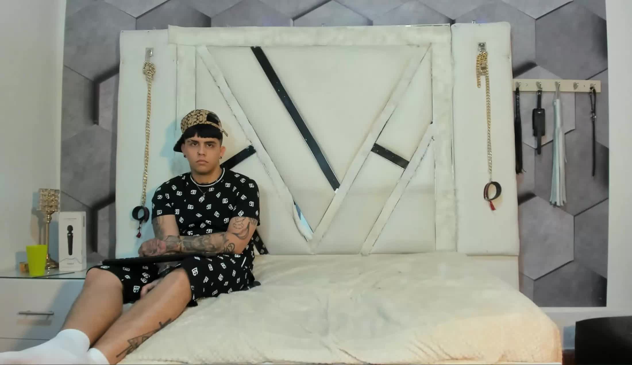 Interprete MilthonAndAlice Video 2