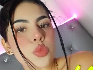 Imagen de perfil de modelo de cámara web de Sweettloove