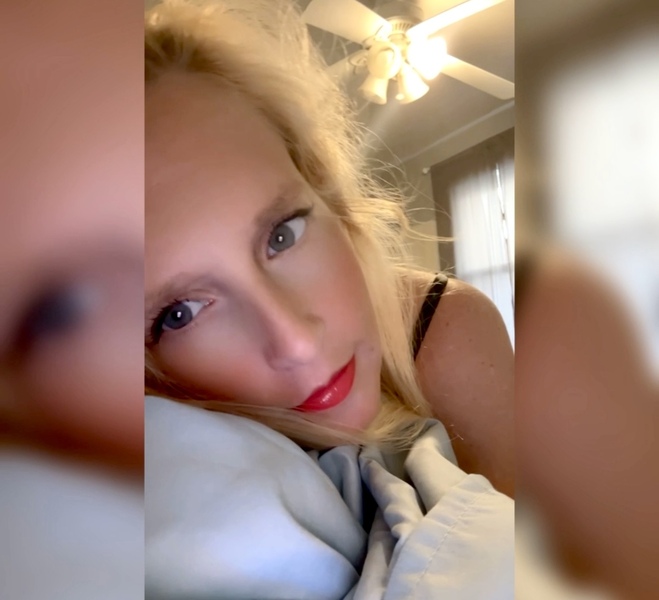 Intérprete AstralElla Foto 7