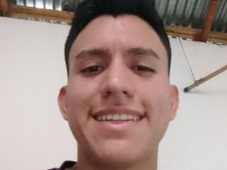 Image de profil du modèle de webcam Santiperez029