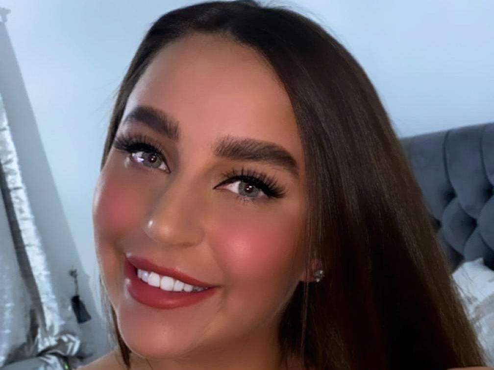 Imagen de perfil de modelo de cámara web de charliesolesx