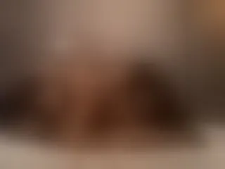 Profilbilde av CarolineJoness webkamera modell