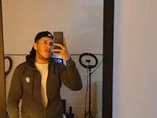 Image de profil du modèle de webcam Boyhot25