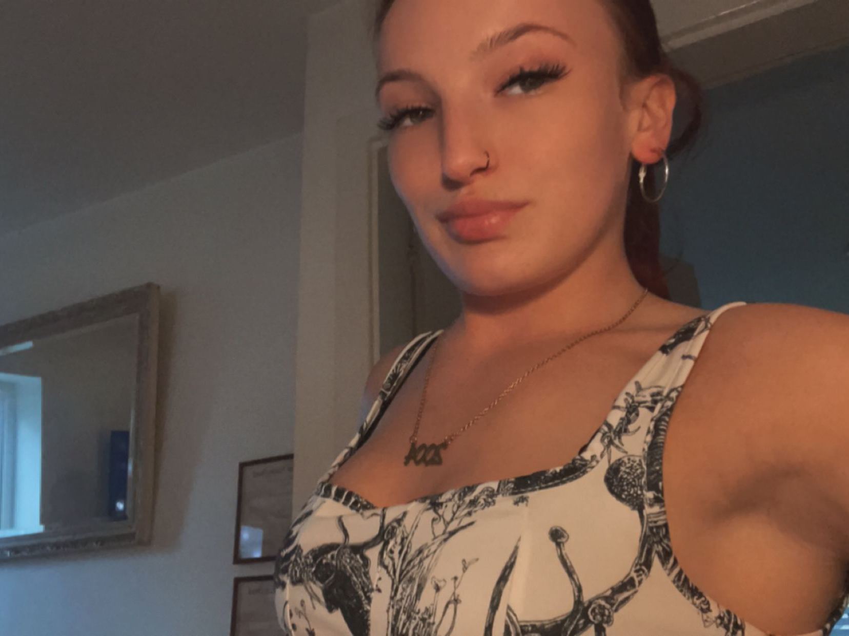 BabyScarlettxUK profilbild på webbkameramodell 