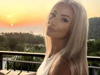Imagen de perfil de modelo de cámara web de MarillynnMoon