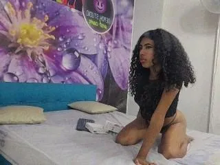 CamilaSweetGiirl profilbild på webbkameramodell