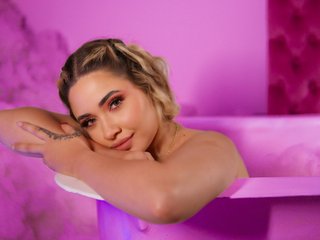 EmmaMilleerr immagine del profilo del modello di cam