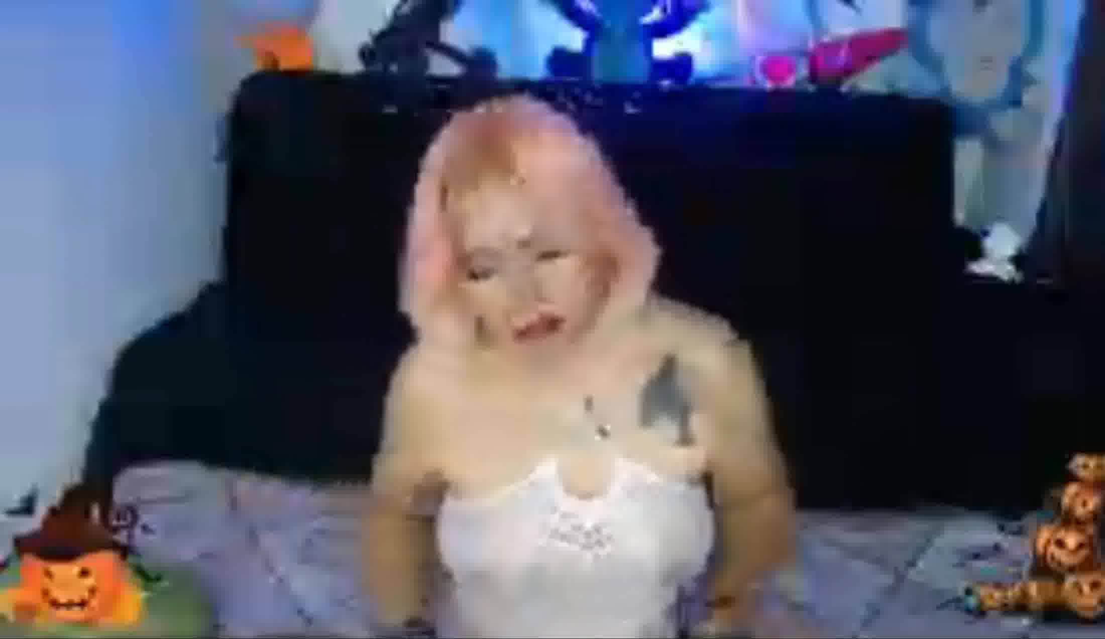 Performer Faiiryniaa Video 1