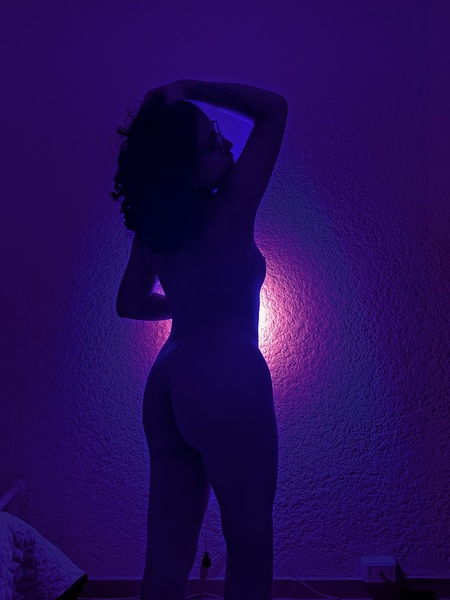 Performer Keria_Velle Photo 11